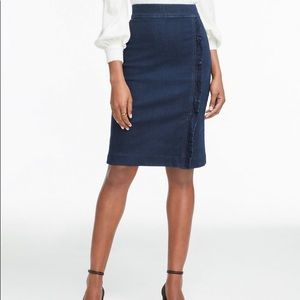 ANN TAYLOR Women’s Skirt w/Side Ruffle  Sz 6